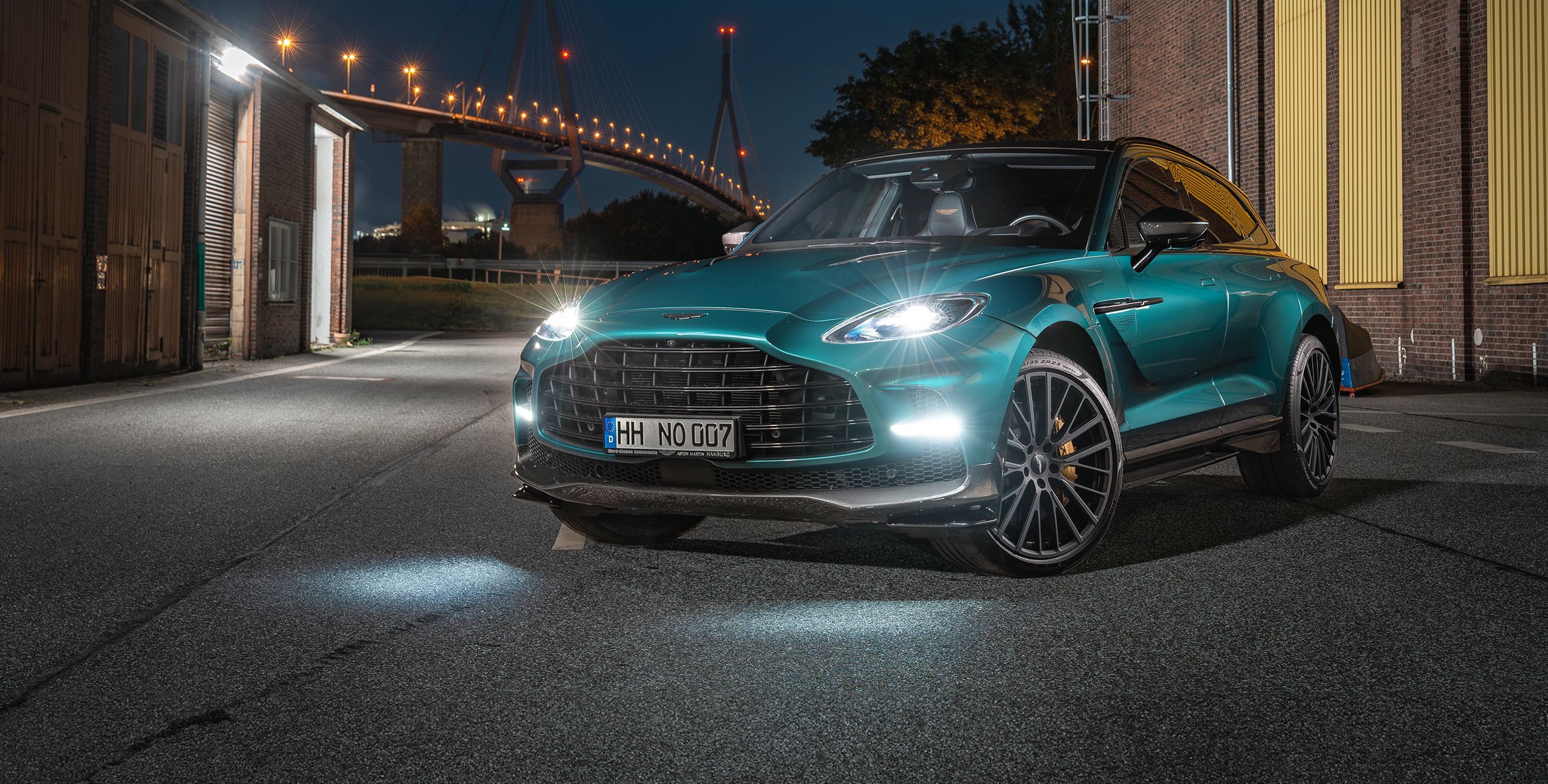 Aston Martin DBX Hamburg