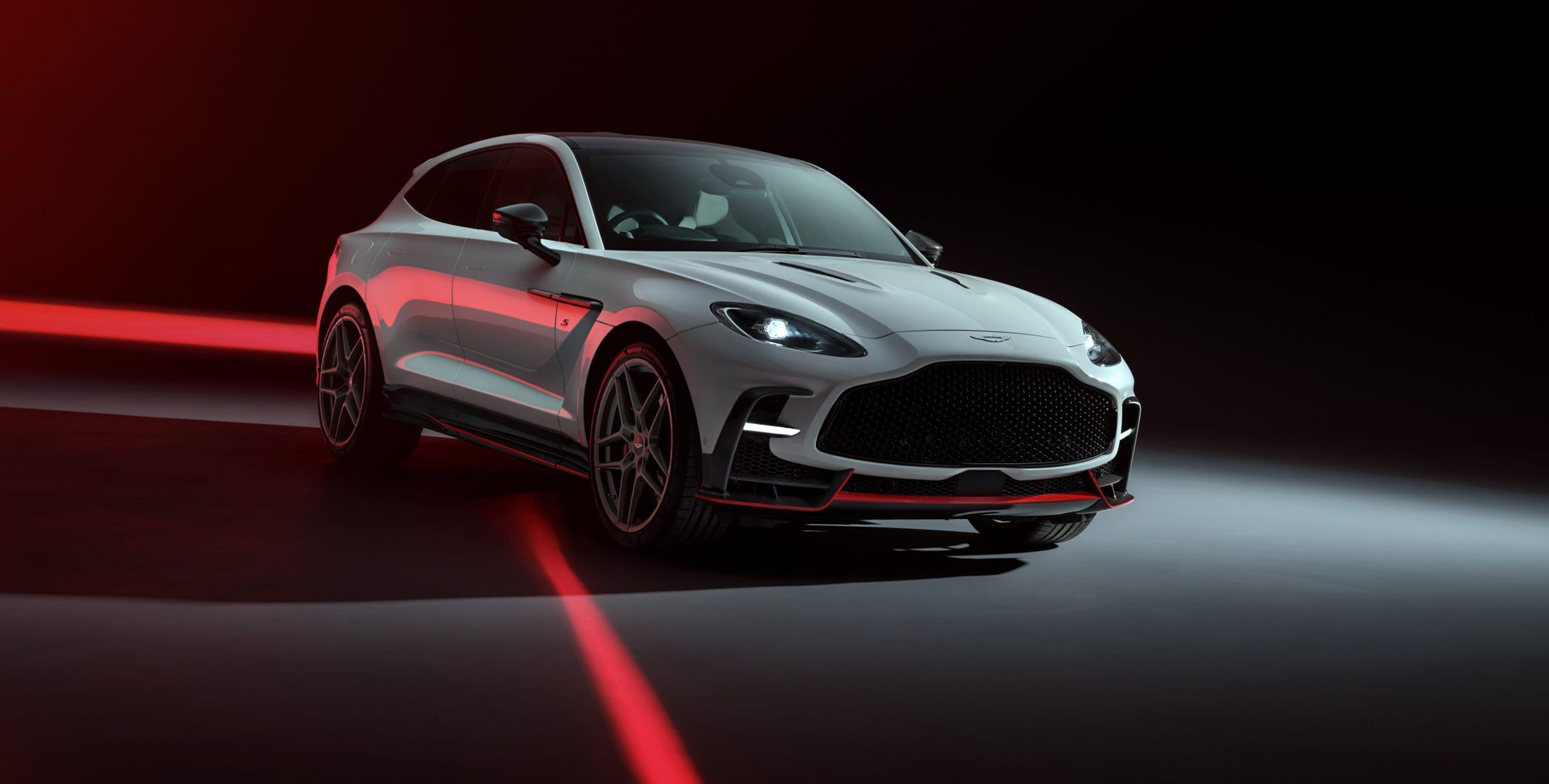 Aston Martin DBX Hamburg
